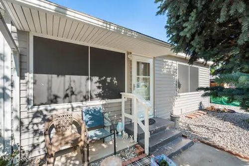 645 Stanford Way, Sparks, NV, 89431-4573 | Card Image