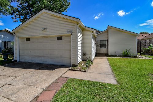 11366 Oakcenter Dr, Houston, TX, 77072-1969 | Card Image