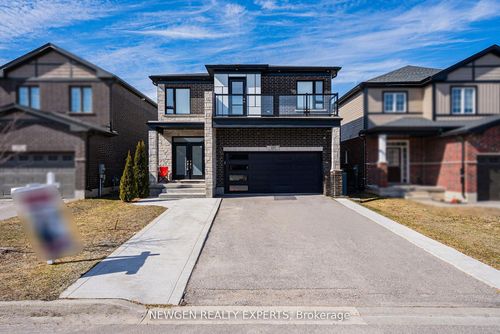 409 Freure Dr, Cambridge, ON, N1S0B4 | Card Image