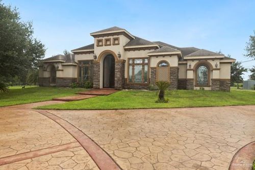 900 N Sunflower Rd, Edinburg, TX, 78542-2124 | Card Image