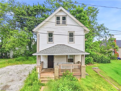 285 Sumner Ct, Akron, OH, 44311-1619 | Card Image