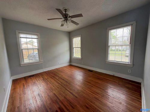 2-213 Ne Wilson Street, Decatur, AL, 35601 | Card Image