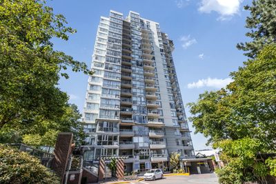 506 - 235 Guildford Way, Condo with 2 bedrooms, 2 bathrooms and 1 parking in Port Moody BC | Image 1