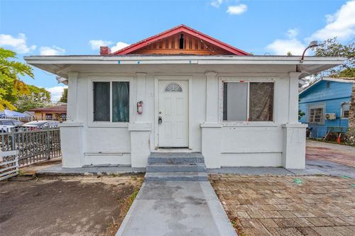 71 Nw 34th Ter, Miami, FL, 33127-3514 | Card Image