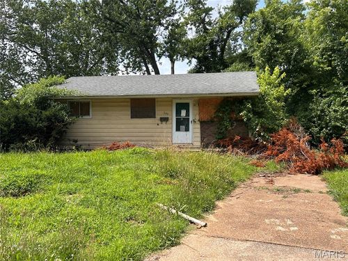 249 Grampian Road, St Louis, MO, 63137 | Card Image