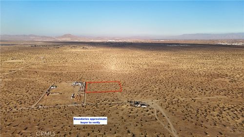 730 Vinton Rd, Adelanto, CA, 92301 | Card Image