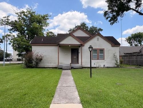 603 W 30th Street, Houston, TX, 77018 | Card Image