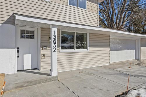 13832 Shirley Dr, Burnsville, MN, 55337-4282 | Card Image