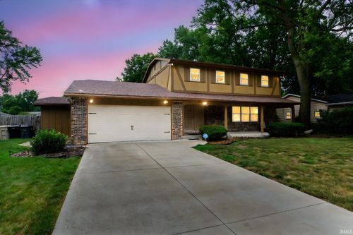 5653 Danbury Dr, South Bend, IN, 46614-6023 | Card Image