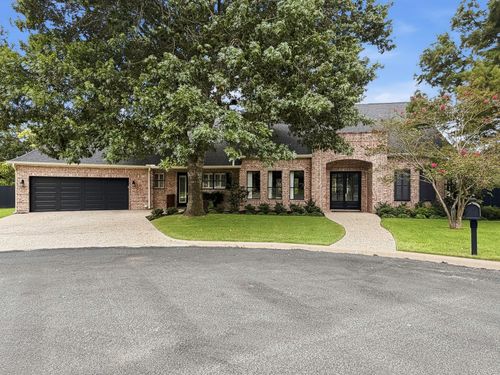 419 Candlelight Circle, Fredericksburg, TX, 78624 | Card Image