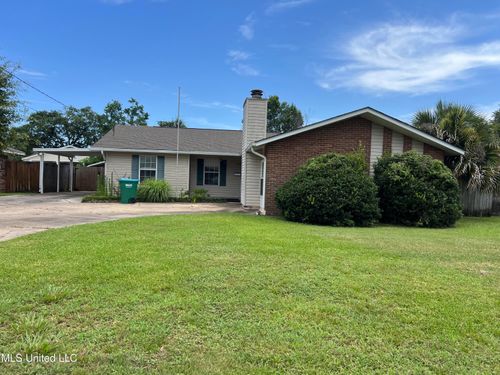 2 Concord Pl, Gulfport, MS, 39507-2759 | Card Image