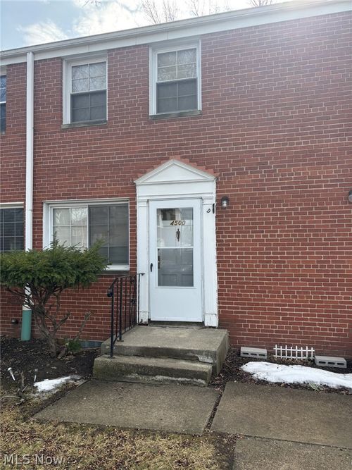 d12-450 Kenwood Dr, Euclid, OH, 44123-2050 | Card Image