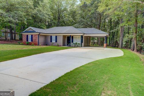 685 Mills Dr, Covington, GA, 30016-7584 | Card Image
