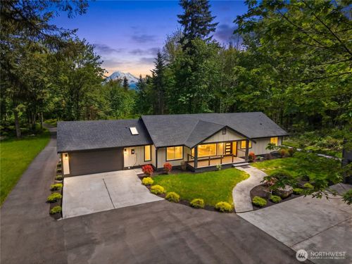 27716 114th Ave E, Graham, WA, 98338-8702 | Card Image