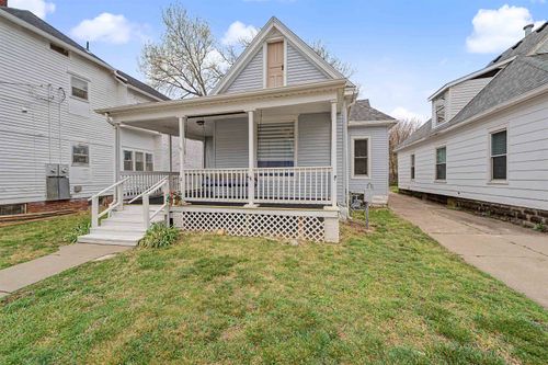 407 Putnam Ave, Salina, KS, 67401-4041 | Card Image