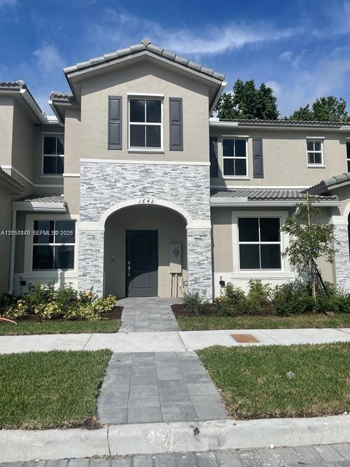 1642-1642 Se 26th Ter, HOMESTEAD, FL, 33035-2361 | Card Image