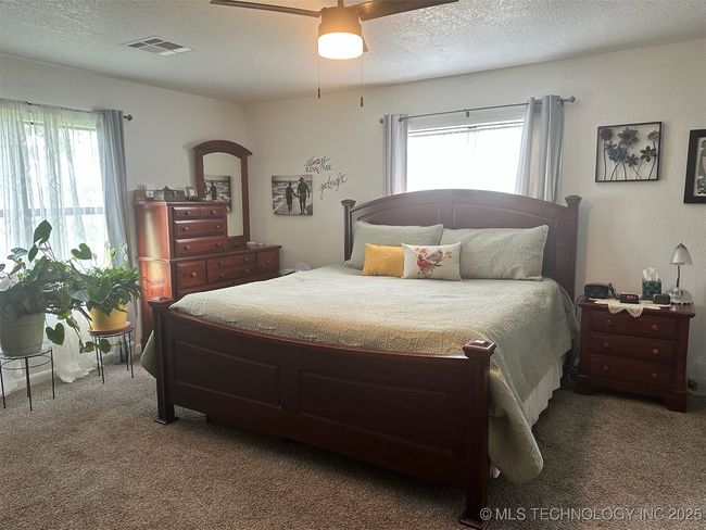 611 E Highway 1, House other with 3 bedrooms, 2 bathrooms and null parking in Allen OK | Image 16