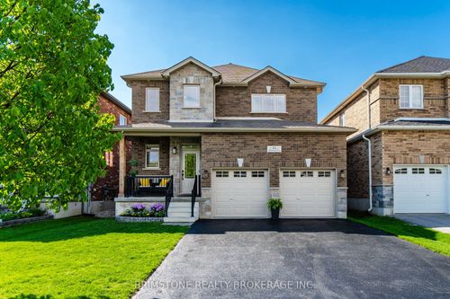 15 Lowry Crt, Barrie, ON, L4N7N3 | Card Image