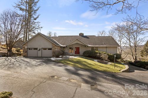 404 W Browning Rd, Hendersonville, NC, 28791-1717 | Card Image