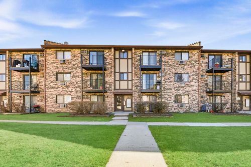 apt-b-142 Klein Creek Ct, Carol Stream, IL, 60188-9362 | Card Image