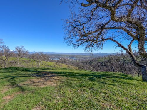 22017 Caramelo St, Cottonwood, CA, 96022-8409 | Card Image