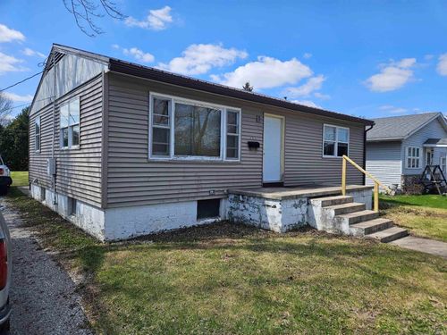 326 S Melville St, Rensselaer, IN, 47978-2923 | Card Image