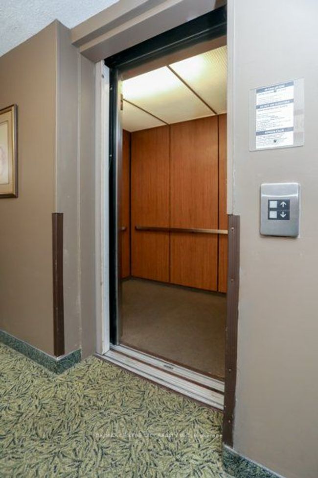 209 - 440 Wellington St, Condo with 2 bedrooms, 1 bathrooms and 1 parking in Saint Thomas ON | Image 6