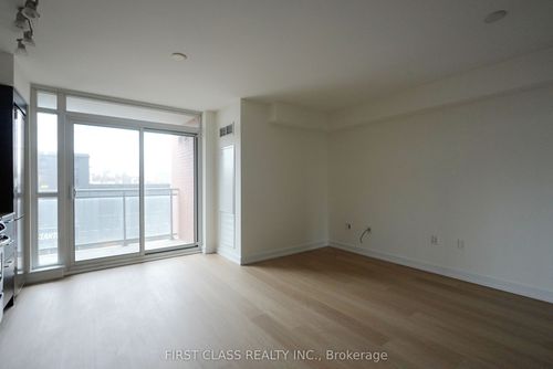 316-775 King St W, Toronto, ON, M5V2K3 | Card Image