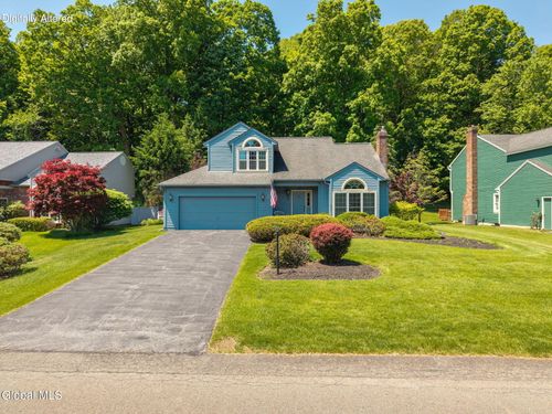 26 Upper Wedgewood Ln, Voorheesville, NY, 12186-9329 | Card Image