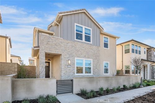 109 Dolores, Irvine, CA, 92618 | Card Image