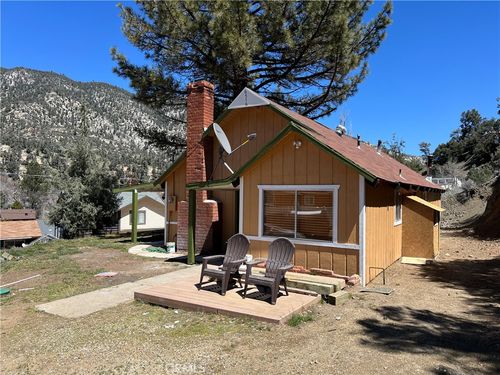 6516 Lakeview Dr, Frazier Park, CA, 93225-9428 | Card Image