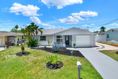 13739 Lavender Ave, HUDSON, FL, 34667-1552 | Card Image