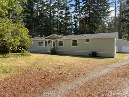 2197 Parker Rd, Camano Island, WA, 98282-7687 | Card Image