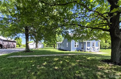 1567 Highway D, Foristell, MO, 63348-2123 | Card Image