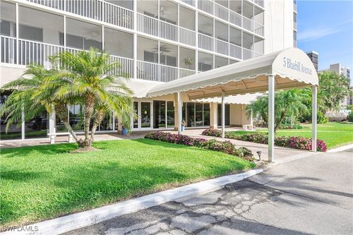 209-5 Bluebill Ave, NAPLES, FL, 34108-1734 | Card Image