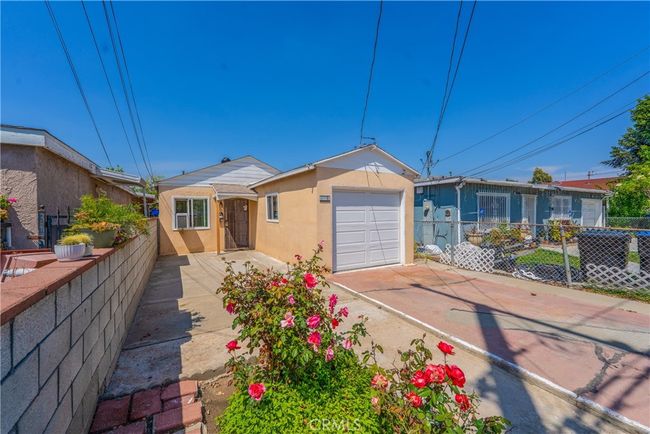11909 Lowemont St, House other with 2 bedrooms, 1 bathrooms and 2 parking in Norwalk CA | Image 6