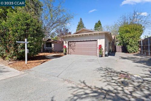 1167 Kaski Ln, Concord, CA, 94518-1840 | Card Image