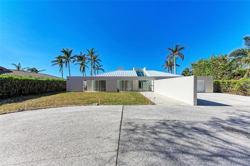 320 S Shore Drive, Sarasota, FL, 34234 | Card Image