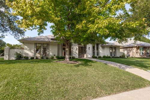 10101 Apple Creek Dr, Dallas, TX, 75243-4803 | Card Image