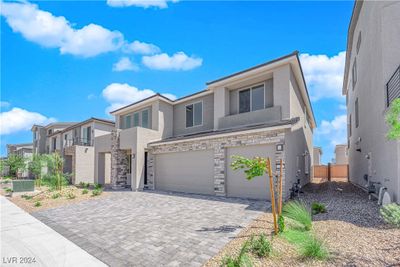 10262 Palm Canopy Street, House other with 4 bedrooms, 3 bathrooms and null parking in Las Vegas NV | Image 3