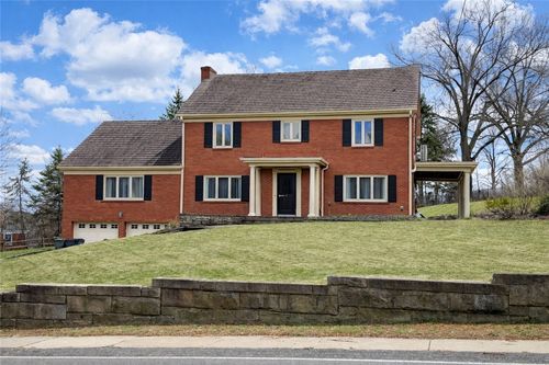 2311 Old Washington Rd, Upper St. Clair, PA, 15241-2427 | Card Image