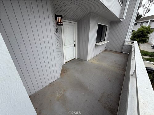 202 Intrepid Ct, Newport Beach, CA, 92663-2323 | Card Image