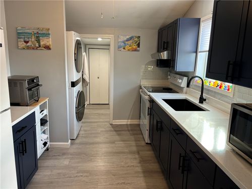 b-271 Great Island Rd, Narragansett, RI, 02882-5626 | Card Image