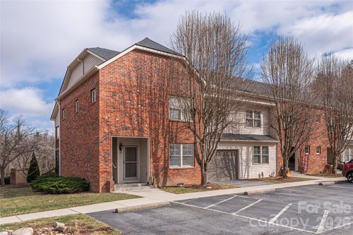 unit-a-252 Wash Creek Dr, Hendersonville, NC, 28739-4638 | Card Image