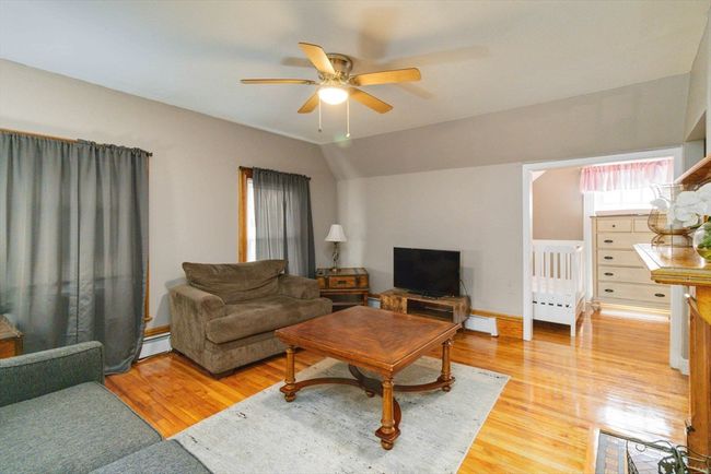 20 Edward St, House other with 8 bedrooms, 8 bathrooms and 7 parking in Worcester MA | Image 33