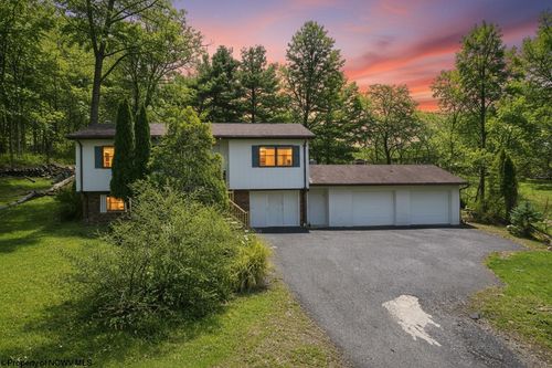 583 Summers School Rd, Morgantown, WV, 26508-1574 | Card Image