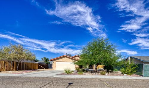 1112 W Coso Ave, Ridgecrest, CA, 93555-5435 | Card Image