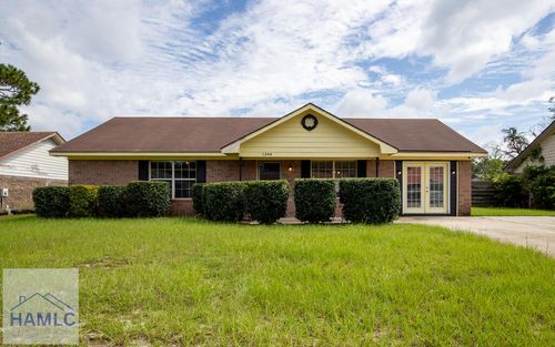 1244 Chinook Way, Hinesville, GA, 31313-9178 | Card Image