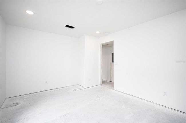 Guest Bedroom | Image 18