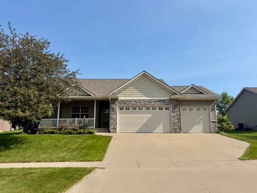 660 Berkshire Lane, North Liberty, IA, 52317 | Card Image